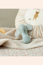 Maileg - Lullaby Friends - Elephant Rattle - Dusty Blue - Strawberries & Cream