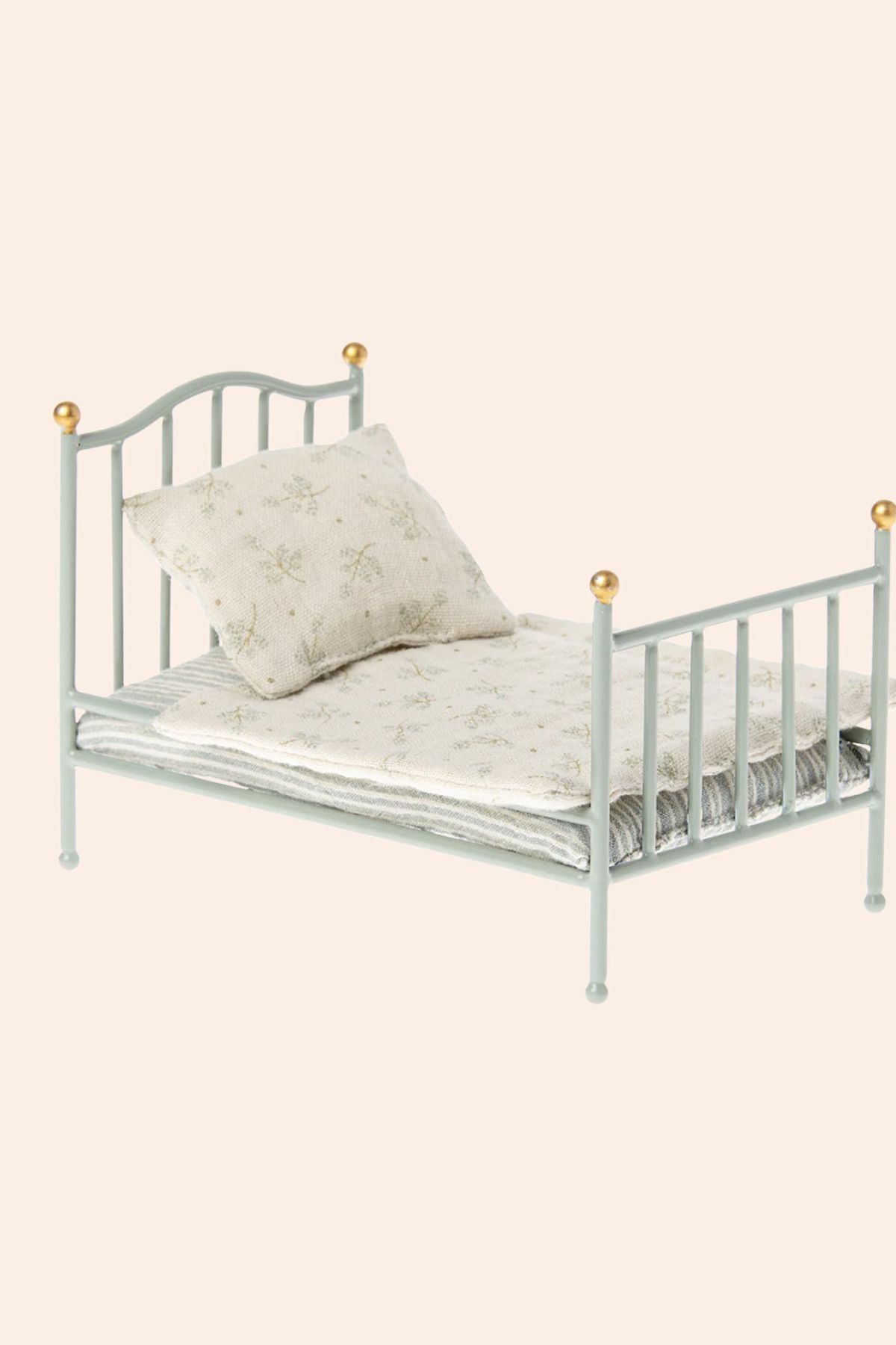 Maileg - Mouse - Vintage Bed - Mint - Strawberries & Cream