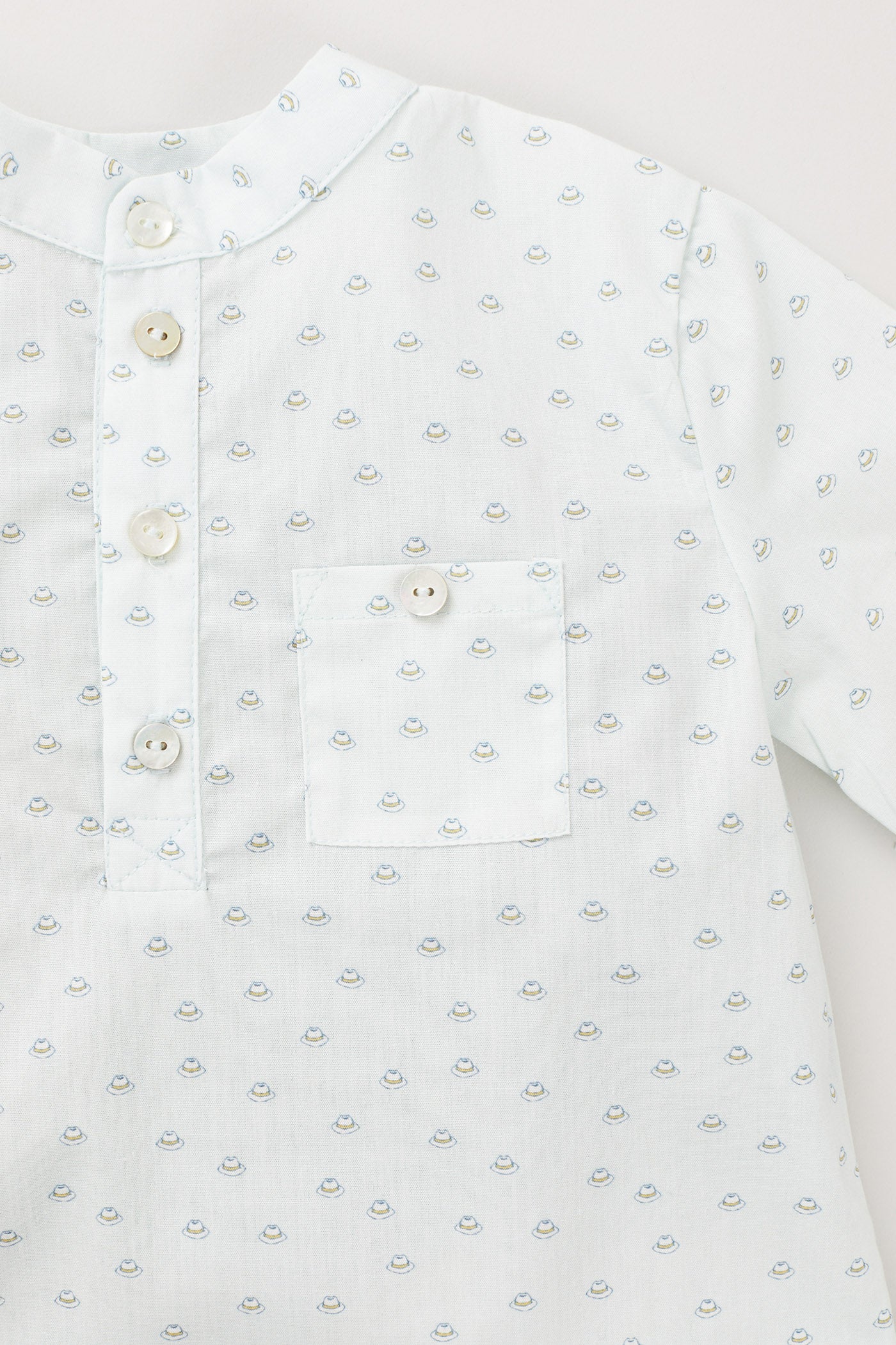 Apple Shirt Mint Hat