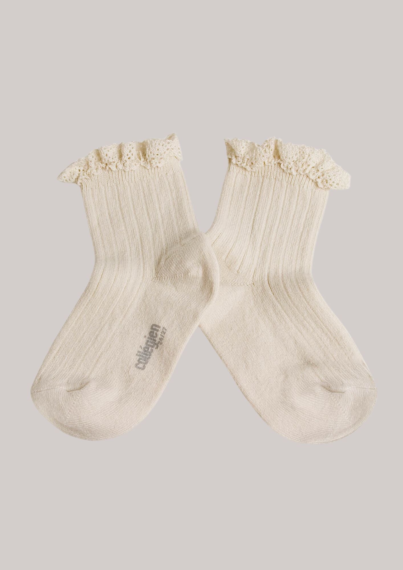 Collégien X Strawberries & Cream - Lili Doux Agneaux Ankle Socks with Lace