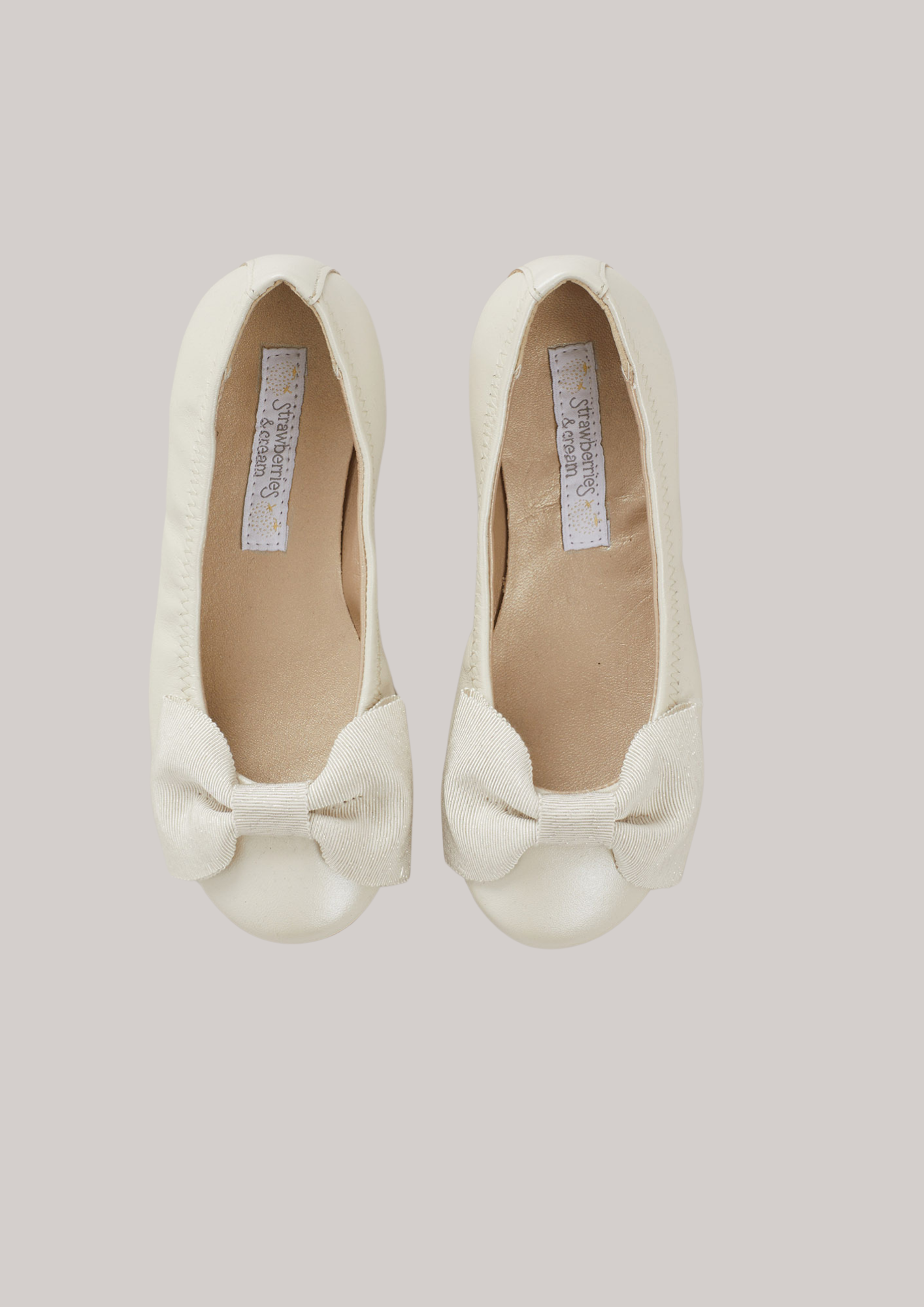 Ballerina Bow -  Ivory - Strawberries & Cream 