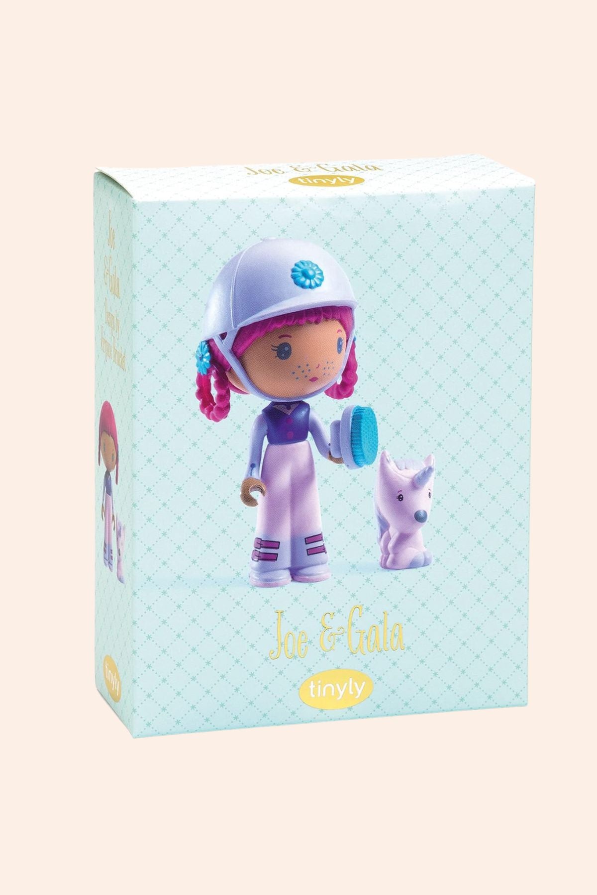 Djeco -  Tinyly  - Joe & Gala - Strawberries & Cream - Figurines - Collect them all - Collectibles - Friendship - Ingrid Lewis - Designer  
Toy figure packaging with a character wearing a helmet and holding a unicorn. 