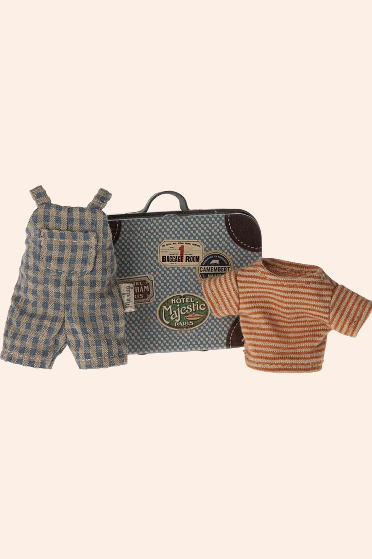 Maileg - Big Brother - Overralls and Shirt in Suitcase - Strawberries & Cream