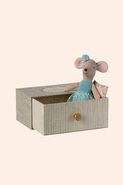 Maileg - Dance Mouse in Daybed - Little Sister - Strawberries & Cream 