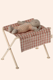 Maileg - Micro - Nursery Table - Strawberries & Cream