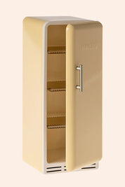 Maileg - Miniature Fridge - Yellow - Strawberries & Cream