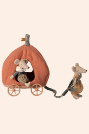 Maileg - Mouse - Pumpkin Carriage - Strawberries & Cream - Fairytale - Ingrid Lewis - Designer