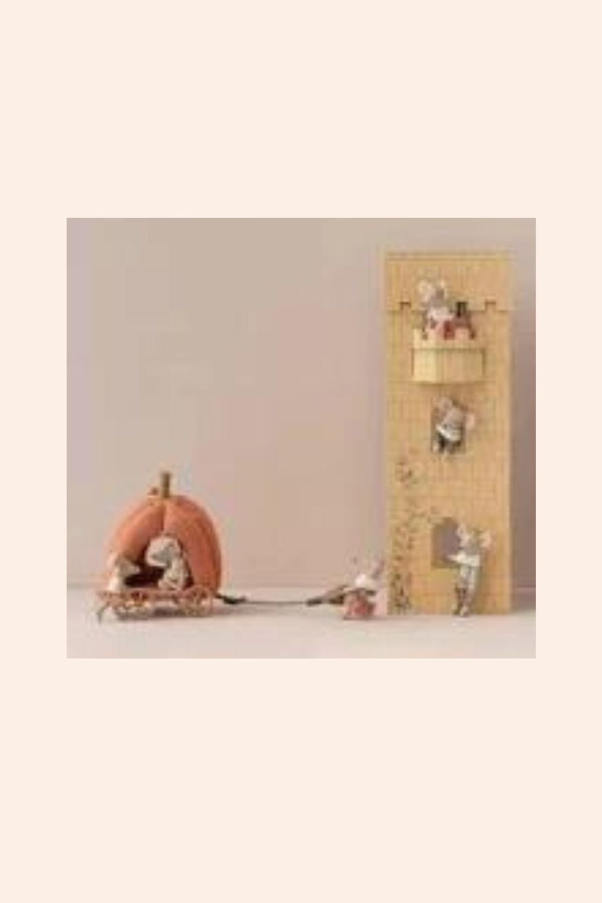 Maileg - Pumpkin Carriage - Mouse - Strawberries & Cream - Fairytale