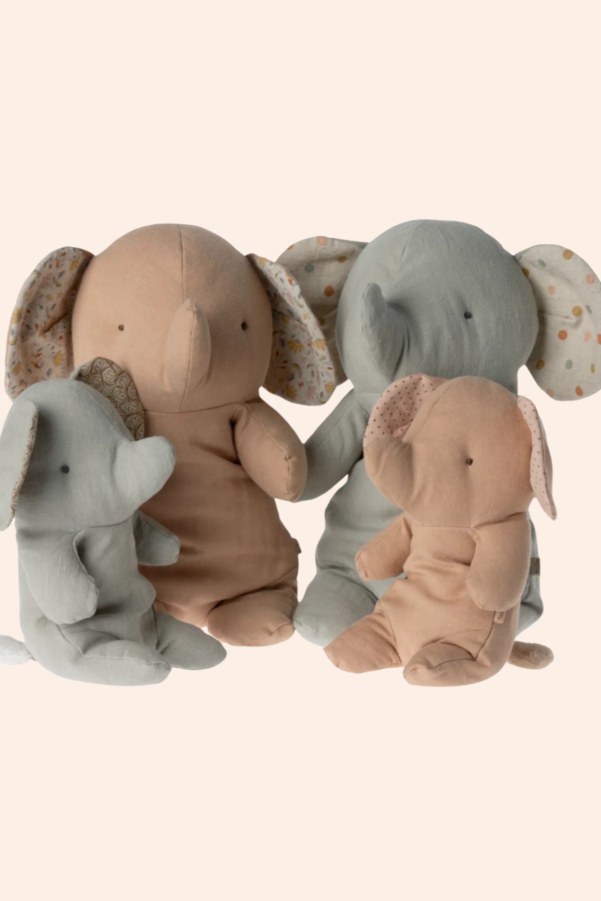 Maileg - Safari Friends - Small Elephant - Rose - Strawberries & Cream