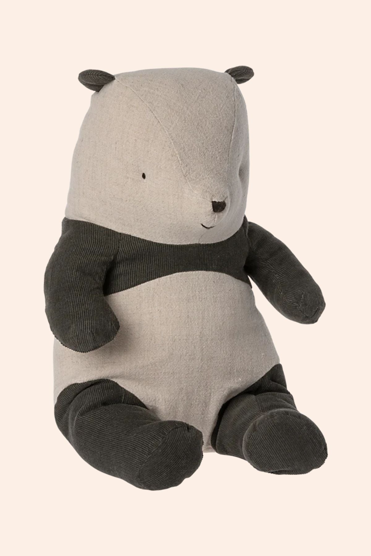 Maileg - Safari Friends, Medium Panda - Strawberries & Cream - Toys