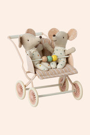 Maileg - Stroller - Baby Mice - Rose - Strawberries & Cream