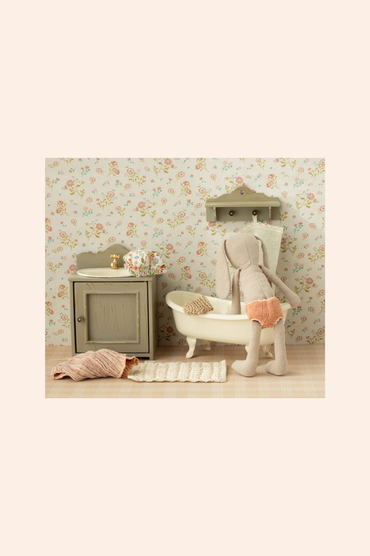 Maileg -  Wellness Set - Strawberries & Cream