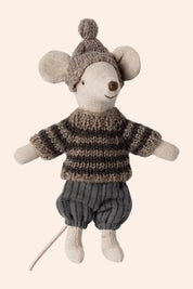 Maileg - Winter Mouse With Ski Set - Big Brother - Grey - Strawberries & Cream 