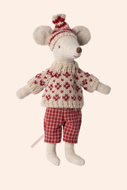 Maileg - Winter Mouse With Ski Set - Mum - Red - Strawberries & Cream