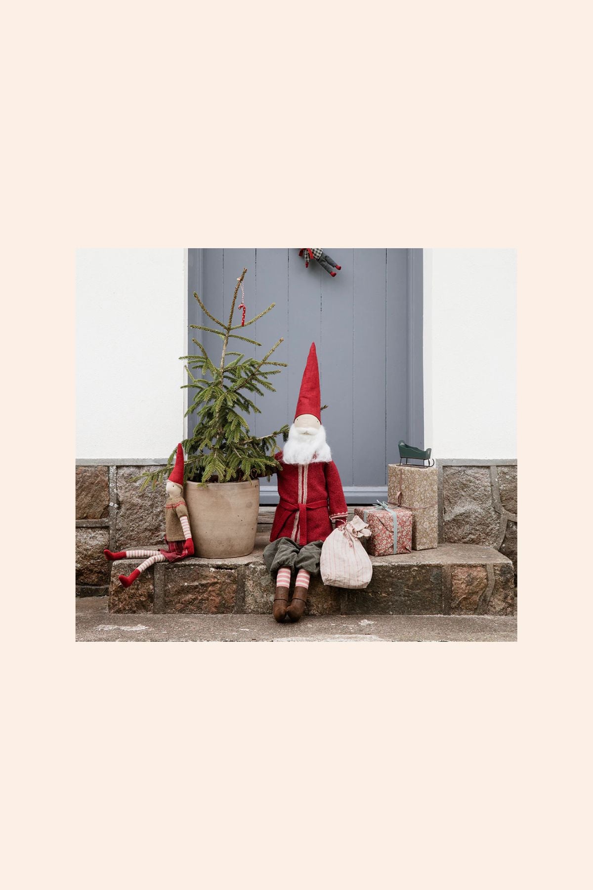 Maileg Santa, Large - Strawberries & Cream