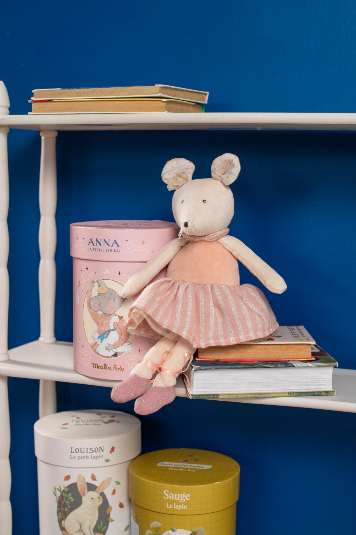 Moulin Roty - La Petite École. de Danse - Anna the mouse (in a box) - Strawberries & Cream - Ingrid Lewis - Designer