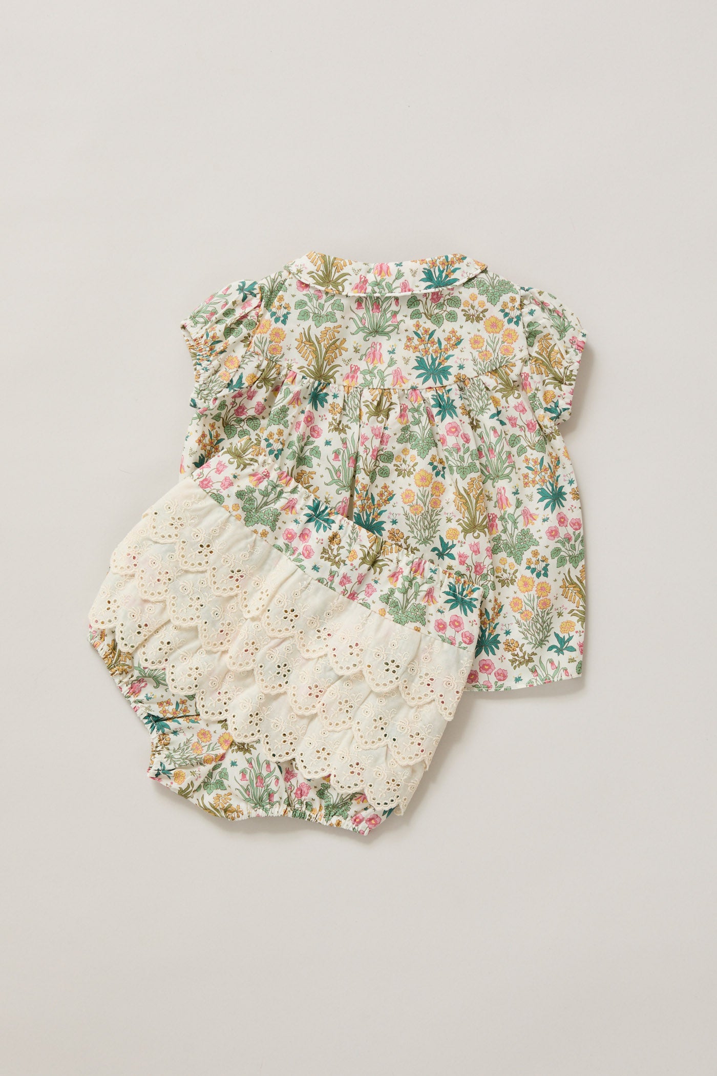 Honey Blouse  Set Flower Chess