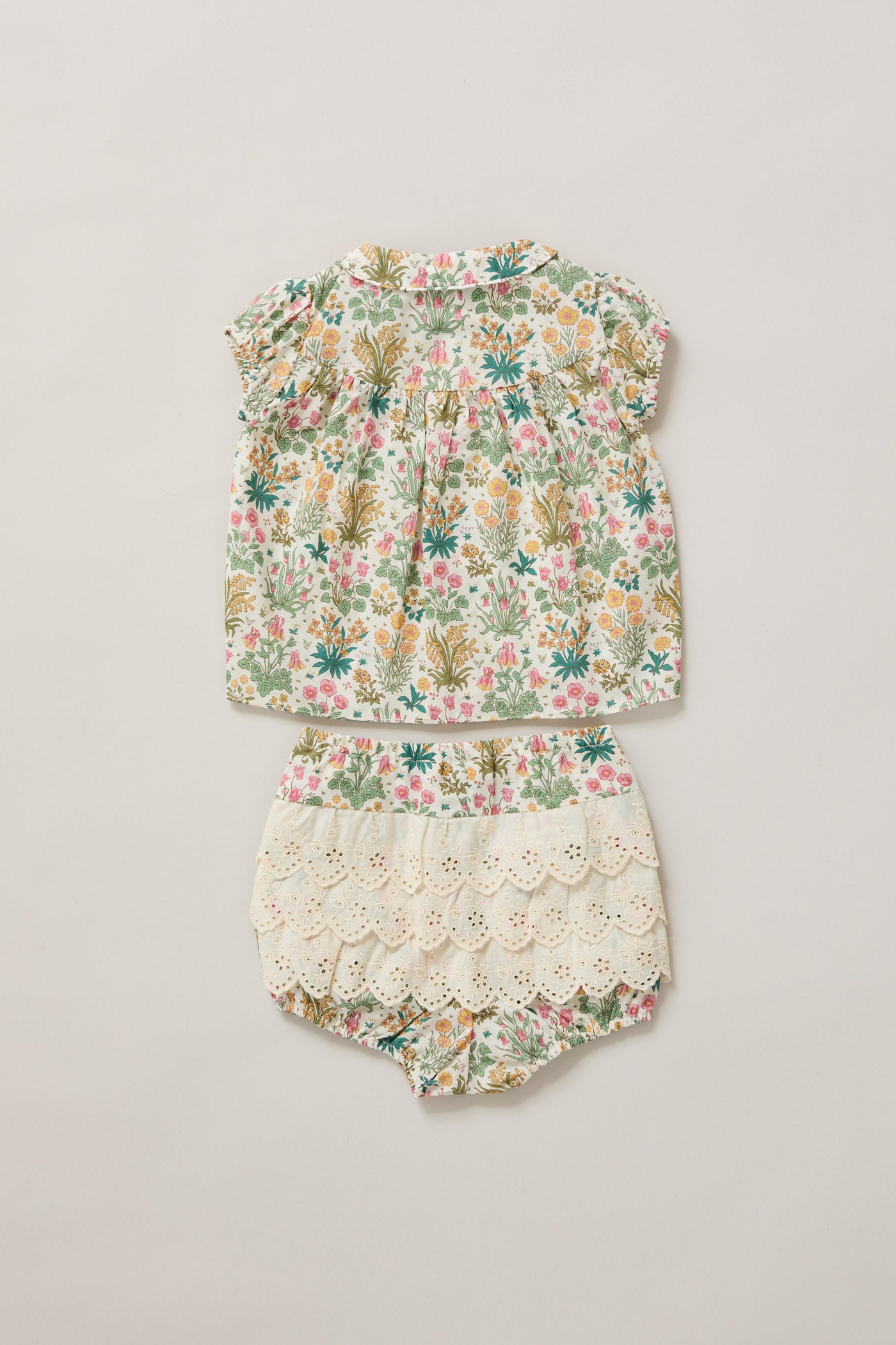 Honey Blouse  Set Flower Chess